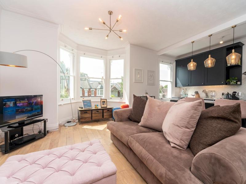Pass the Keys Cosy and Chic Flat Near Greenwich Park — отель в Лондоне, Соединенное Королевство