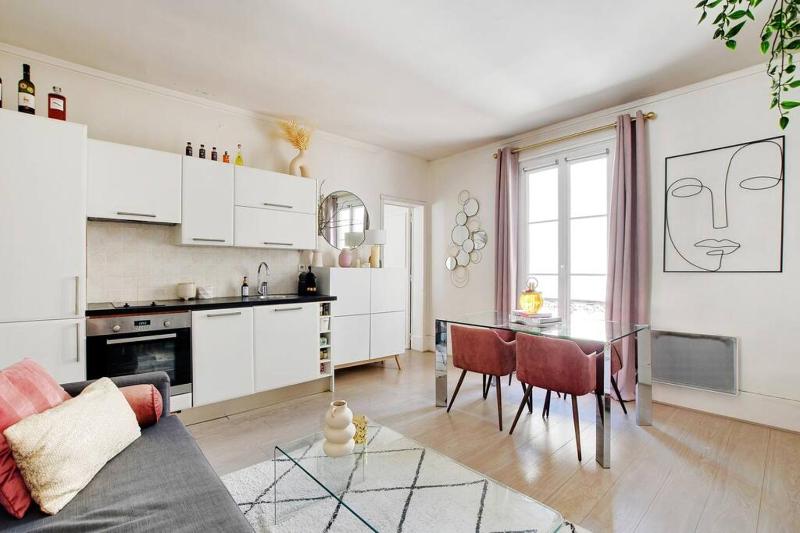 Цены на GemBnB Luxury Apartments - Monttessuy в Париже