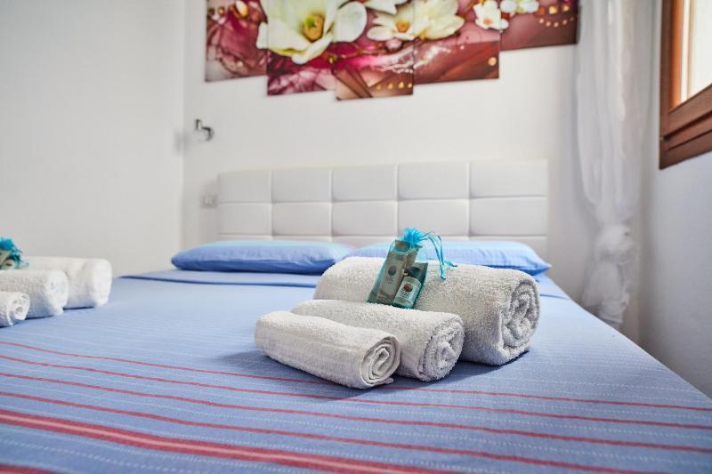 House Matteo a Santa Teresa: Elegante Appartamento Fronte Mare