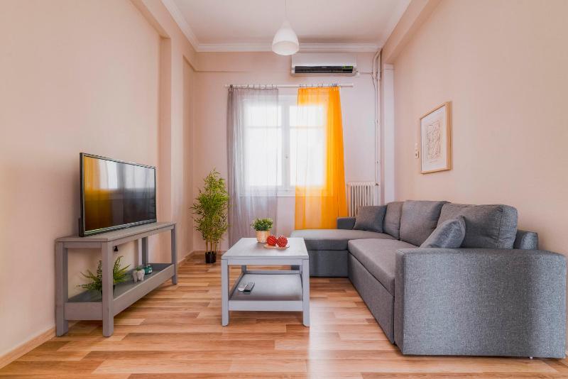 Цены на The Easy in Thiseio next to ancient Athens в Афины