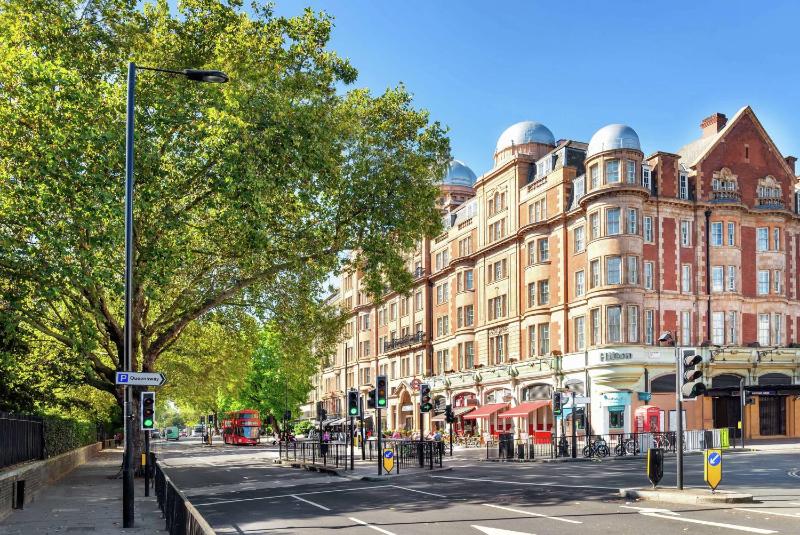 Hilton London Hyde Park — забронировать отель в Лондоне