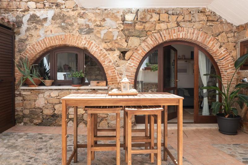 Chili House a Siniscola - Incantevole Casa con Giardino