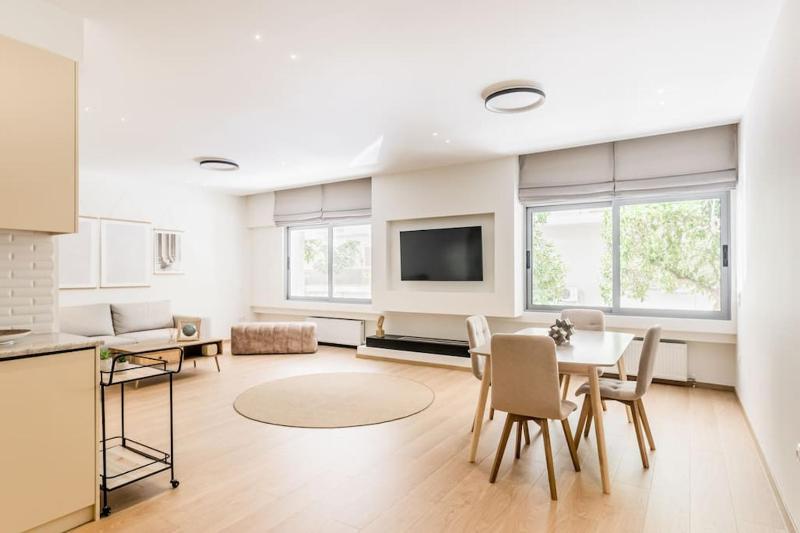 Ritzy 2BR Apartment in the Heart of Kolonaki by UPSTREET — отзывы гостей и цены