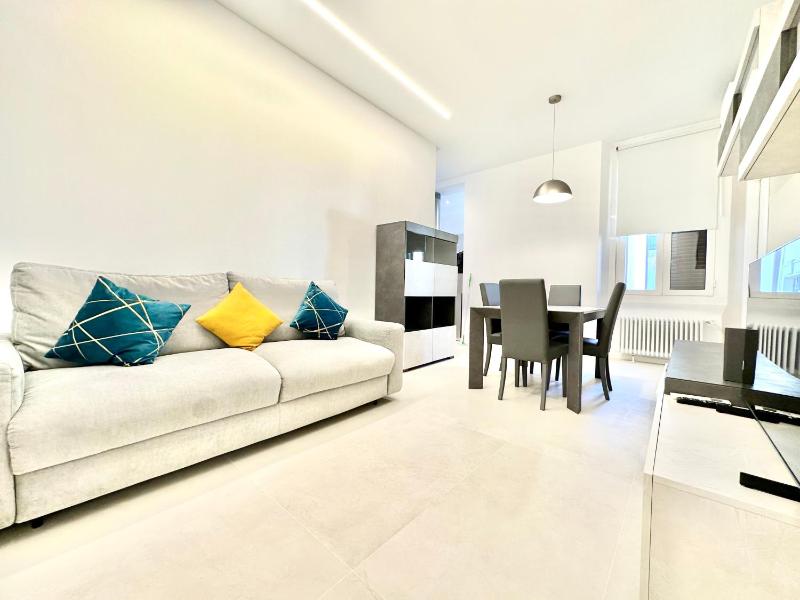 Be-C0 CENTRALE Luxury & Family Apt — отель с удобствами в Милане