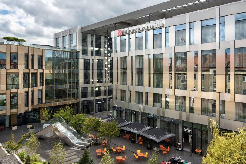 Hilton Garden Inn Vilnius City Centre — отель рядом с интересными местами в Вильнюсе
