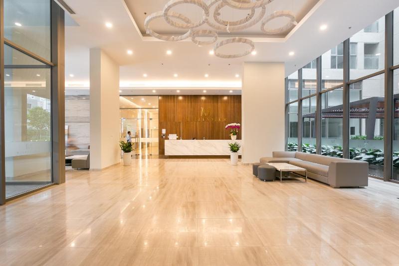 Roy City House — комфортный отель в Хошимине