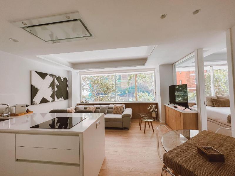 Chamberi Living - Nuevos Apartamentos de Lujo — отель с удобствами в Мадриде