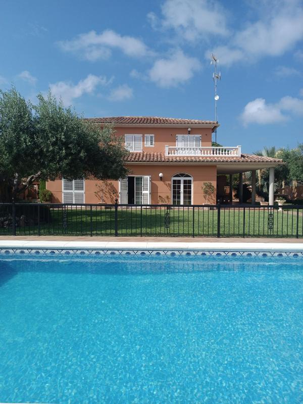 Цены на Villa Almarda Luxury в Валенсии