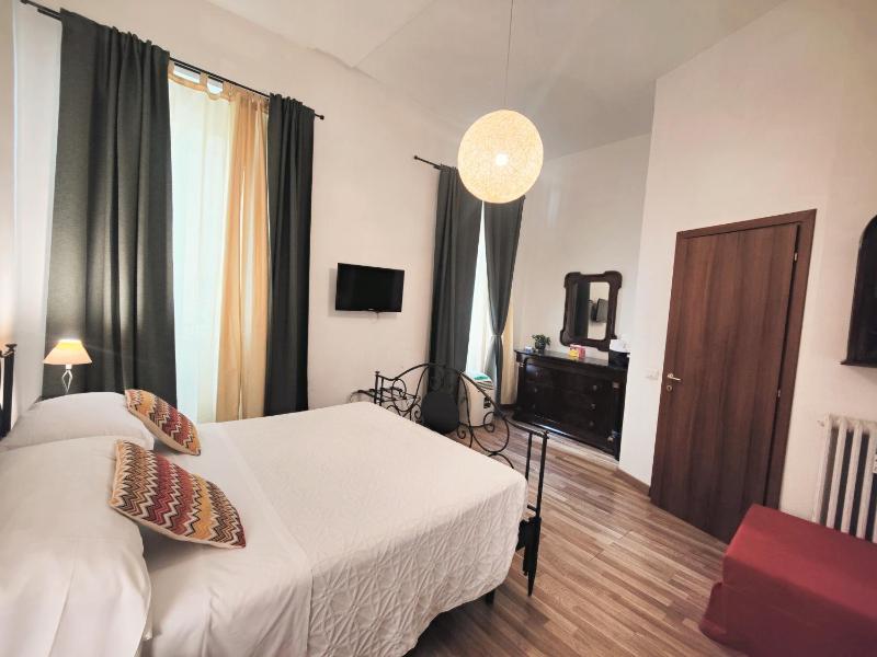 Rome Center Rooms — отзывы гостей и цены