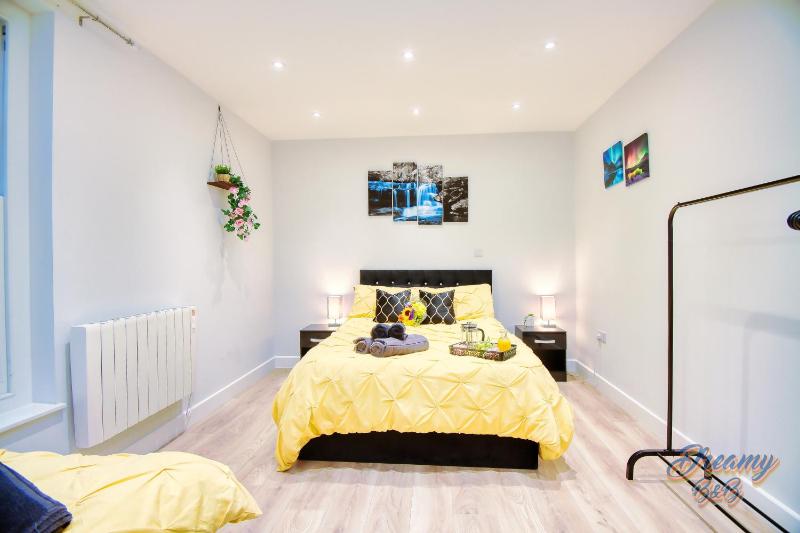 Amazing place in Finsbury Park — забронировать отель в Лондоне