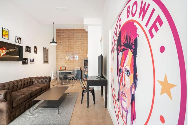 Bowie House - Madrid River-A-SALVAD — отель с удобным расположением в Мадриде