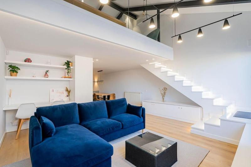 Luxurious flat in Cuatro Caminos-Madrid-B-MUR-104 — отель с удобным расположением в Мадриде