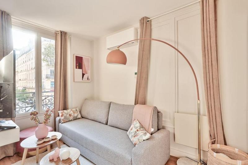 Cozy and practical apt in 10th arr - PARIS — отель в Париже, Франция