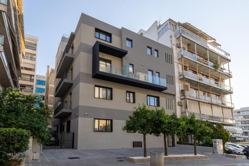 Earos Urban Living — комфортный отель в Афины