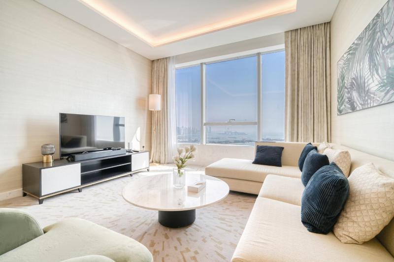 The Palm Tower, Palm Jumeirah - Mint Stay — забронировать отель в Дубае