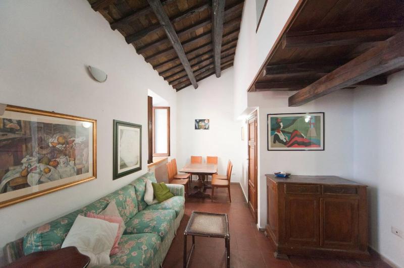 Цены на Cozy Suite in the historic center Pantheon в Риме