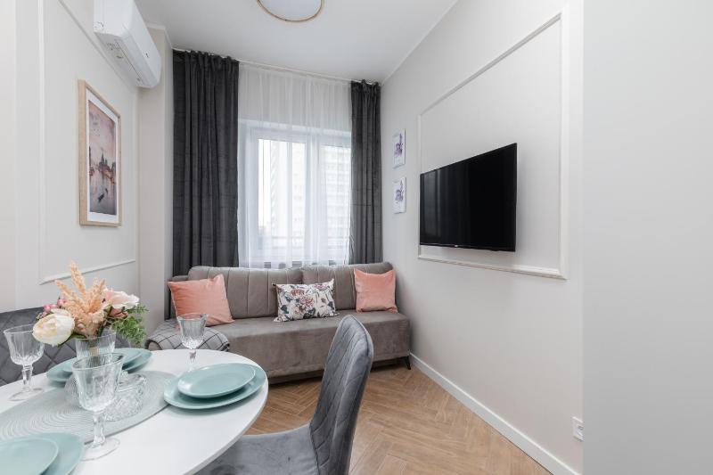 SuperApart Batorego 33/A — комфортный отель в Варшаве