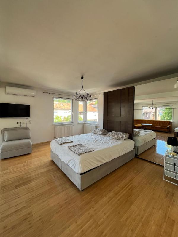 Apartment Old Town 2 — забронировать отель в Сараево