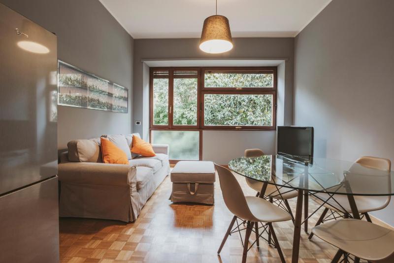 San Pietro Cozy And Quiet Three-room Apartment — отель в Риме, Италия