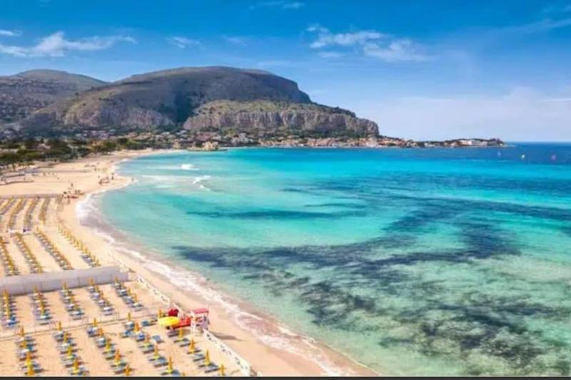 Цены на Casa Vacanze TIMEO Mondello в Палермо