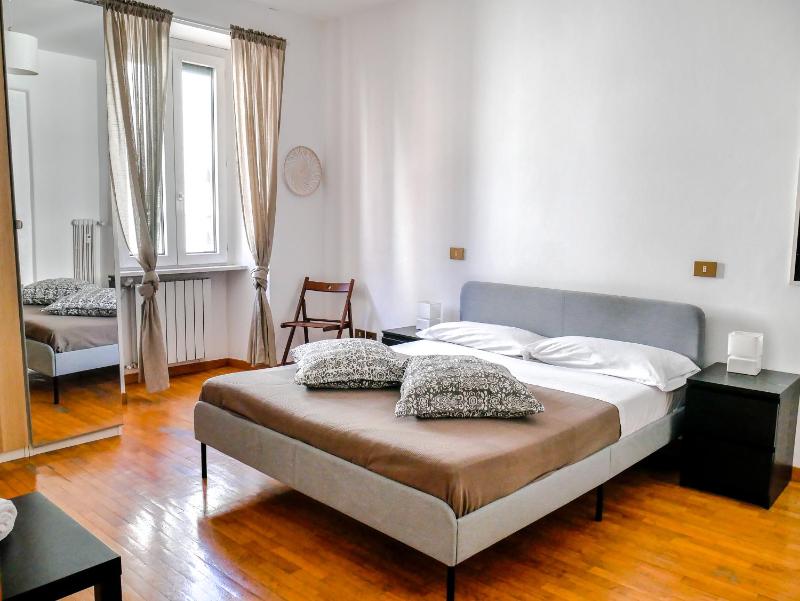 Modern 1 Bedroom near metro — комфортный отель в Риме
