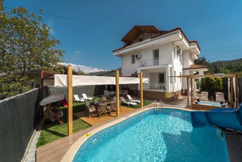 Villa GOKCE — комфортный отель в Фетхие