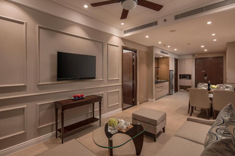 Sandy Shore Luxury Apartment 100m2 in Altara-Sheraton building - My Khe, Da Nang beach — комфортный отель в Дананге