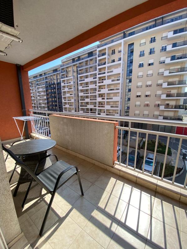 Danilo's apartment — забронировать отель в Подгорице