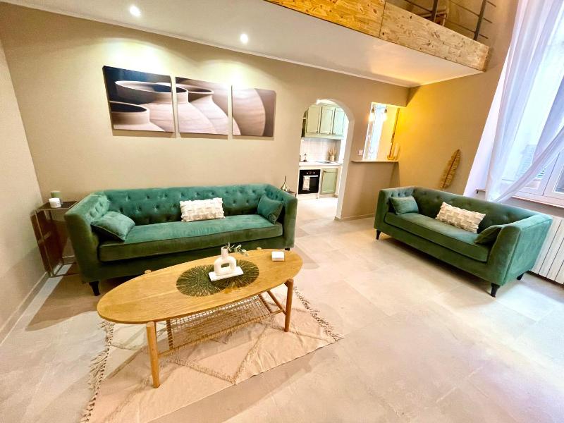 Spacious Loft, Duplex, Old Town, 3 bedrooms - EASY CHECK-IN — отзывы гостей и цены