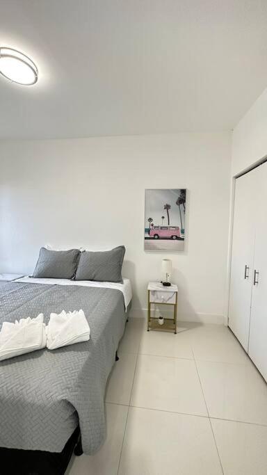 Stanza Hearth of Miami Design District and Wynwood, Parking, Laundry, Workstation, Fully equipped Apts, 24/7 Guest support #6 — отель в Майами, Соединенные Штаты Америки