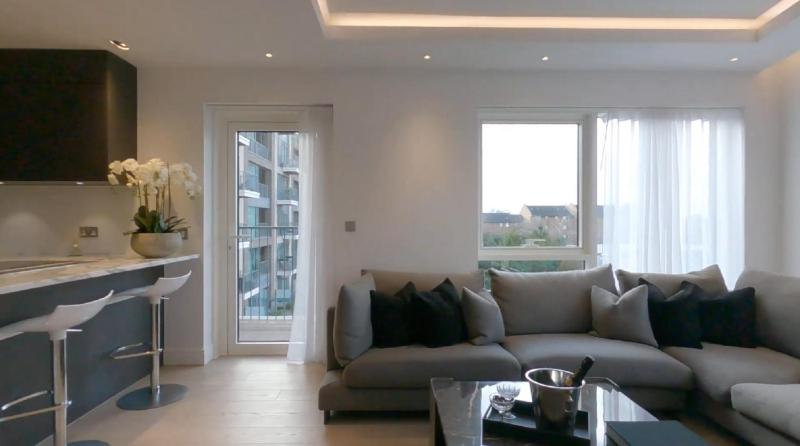 Chelsea Harbour 2-Bed Apartment in London — отель с удобным расположением в Лондоне