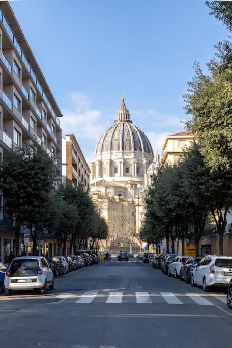 Guardabassi Collection - Vatican Stylish by Varental — отель в Риме, Италия