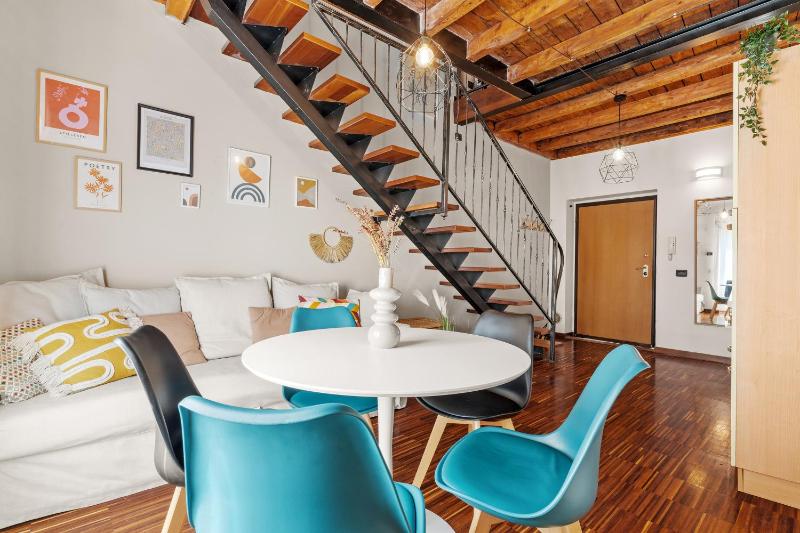 Charming Loft [Duomo - Porta Romana] — комфортный отель в Милане