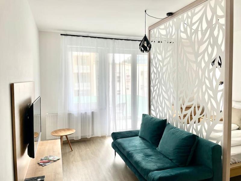 Standard Apartment by Hi5- Corvin Studio — отель в Будапеште, Венгрия