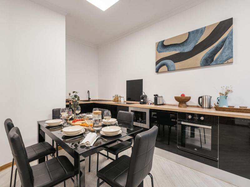 The Best Rent Spacious apartment in Barberini area — комфортный отель в Риме