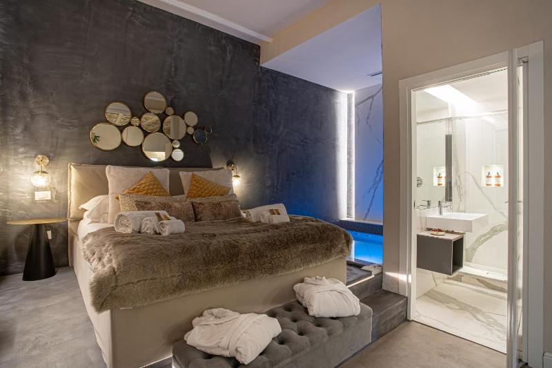 Duomo Apt with mini Private Pool — отель в Флоренции, Италия