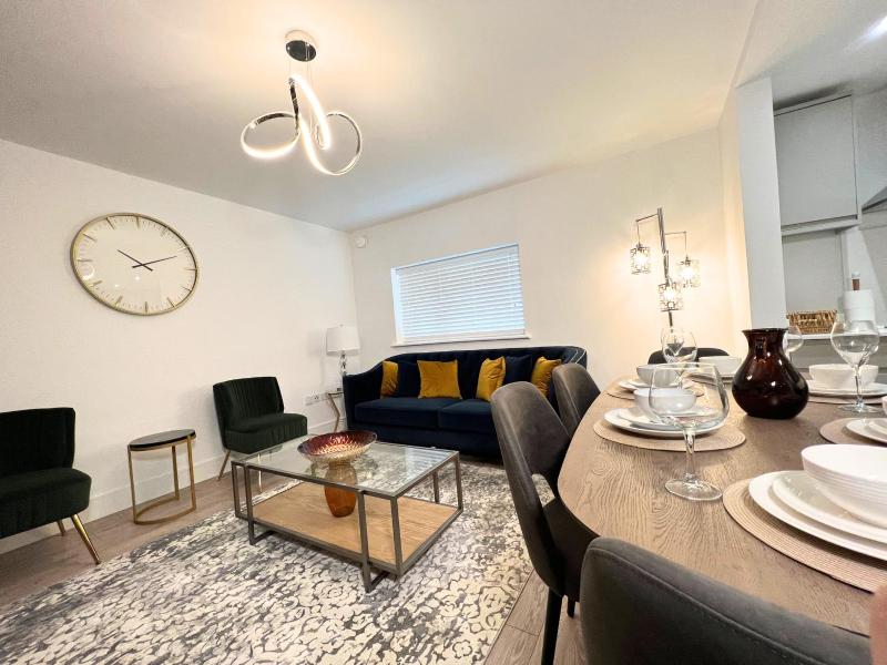 C1, Luxury 2 bedroom flat in Wembley — отель с удобным расположением в Лондоне