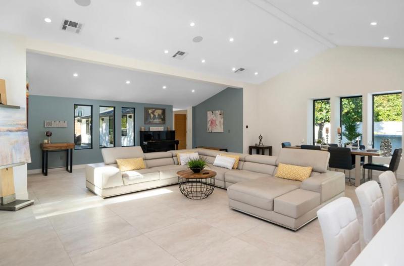 Amazing Villa in the heart of Tarzana — отзывы гостей и цены