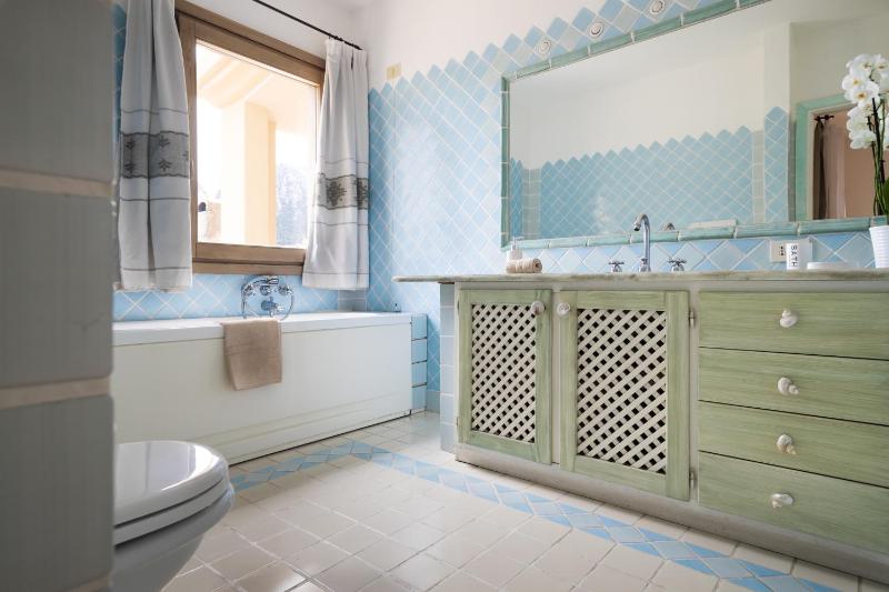Casa Di Jo a San Pantaleo - Spazioso Appartamento Patio