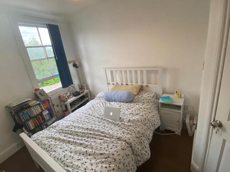 ENSUITE BEDROOM IN HOUSESHARE HOMERTON HACKNEY — отель в Лондоне, Соединенное Королевство