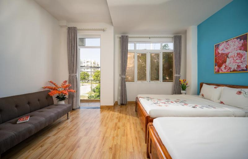 Цены на Scentocean 4, 5Min Walk to Beach, 4 Ensuite Bedrooms в Дананге