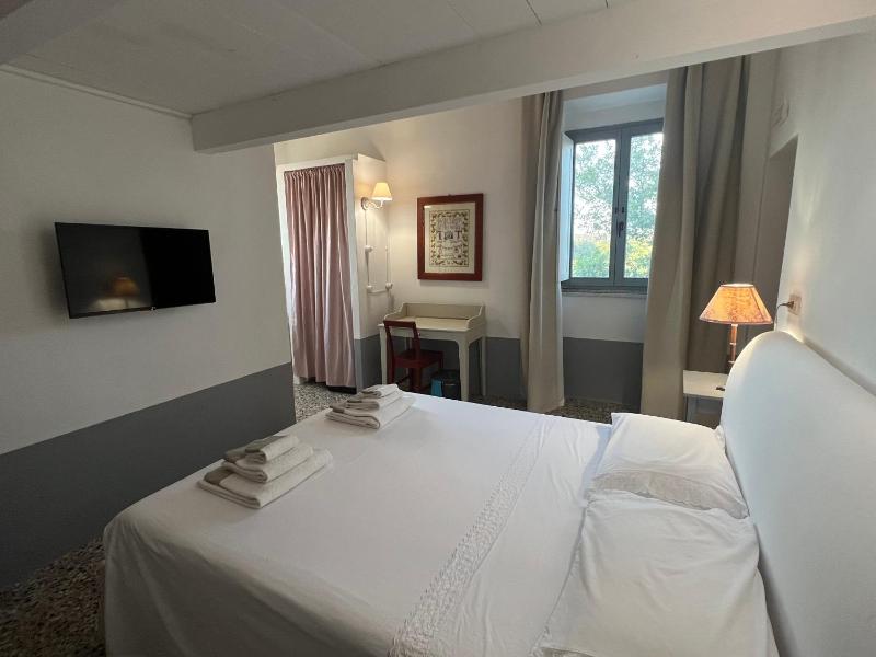 Villa Maria Cristina a Santa Teresa - Elegante con piscina