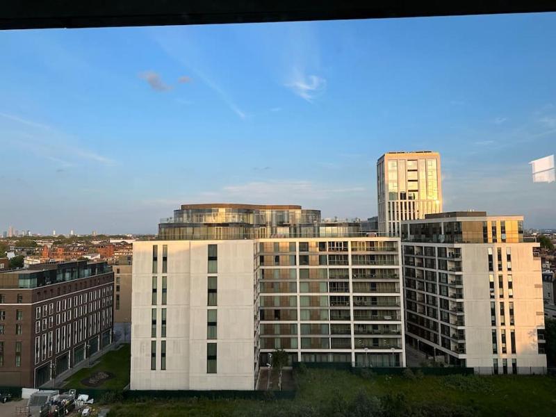 Kensington Suites - 2 Bed Sky-View — отель с удобным расположением в Лондоне