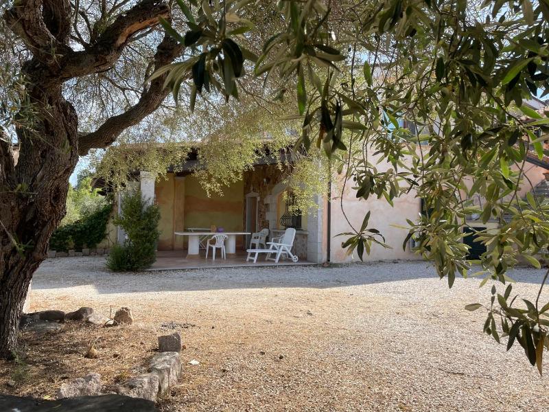 Villa Su Trechesu a Orosei - Oasi di relax vicino spiaggia