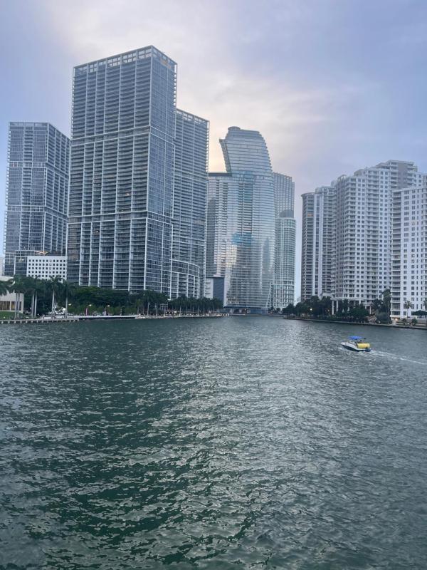 Sun&Sea IconBrickell Unit — забронировать отель в Майами