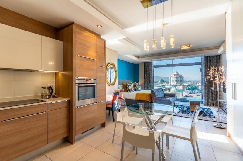 Belina - Crystal Towers Canal Front — отель в Кейптауне, Южноафриканская Республика