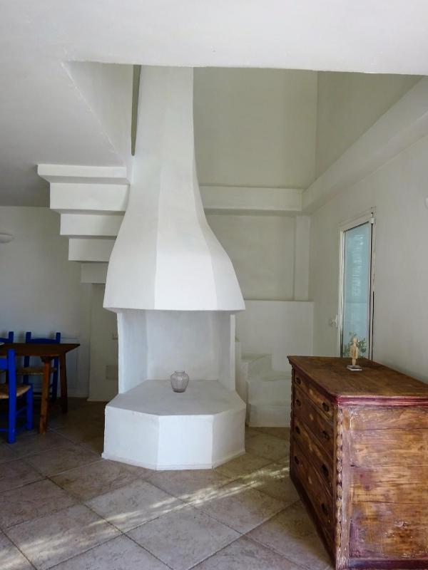 WHITE a San Pantaleo - Moderno appartamento panoramico