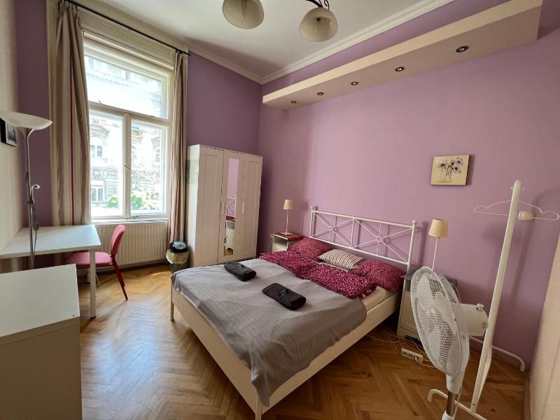 Jazzy Vibes Parliament Rooms and Ensuites — забронировать отель в Будапеште