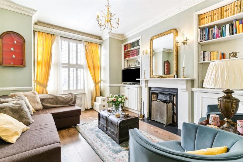 Homely 2 Levels Flat w Private Garden — отель с удобным расположением в Лондоне