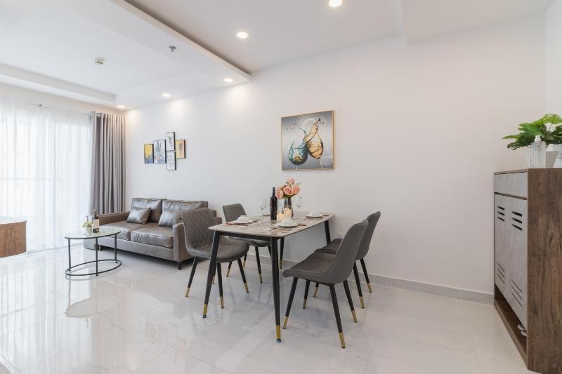 Big Promo 20% Luxury 2BR Apt - City Skyline View- Hot — отель с удобным расположением в Хошимине